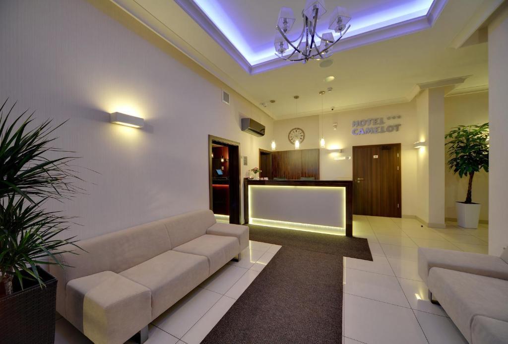 Hotel Camelot Szczawno-Zdroj Exterior photo